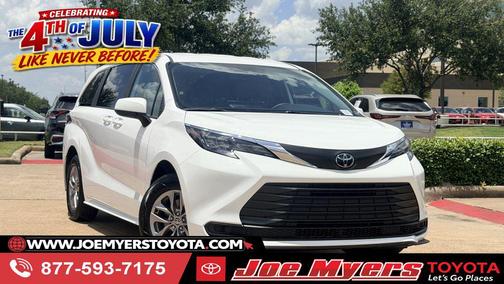 Ice 2026 Toyota Sienna LE