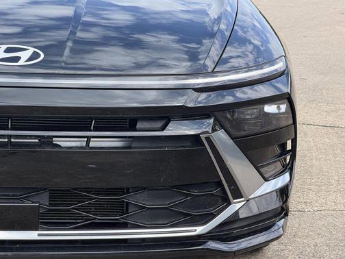 Abyss Black 2025 Hyundai SONATA SEL