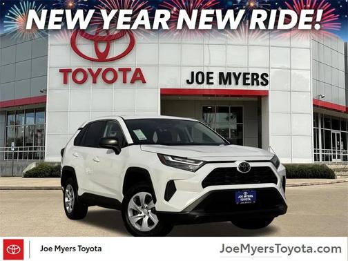 2025 Toyota RAV4 LE