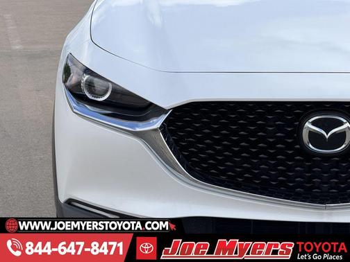 Snowflake White Pearl Mica 2025 Mazda CX-30 2.5 S Preferred Package