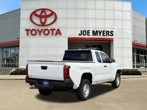 2025 Toyota Tacoma SR