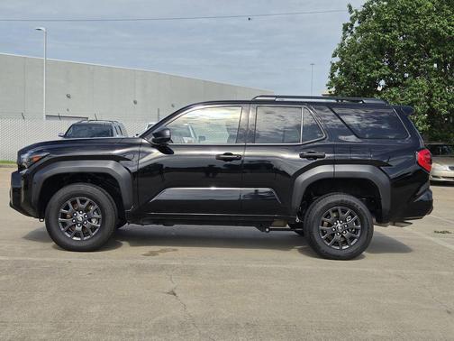 Black 2025 Toyota 4Runner SR5