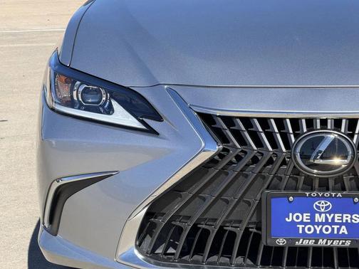 2024 Lexus ES 350 Base