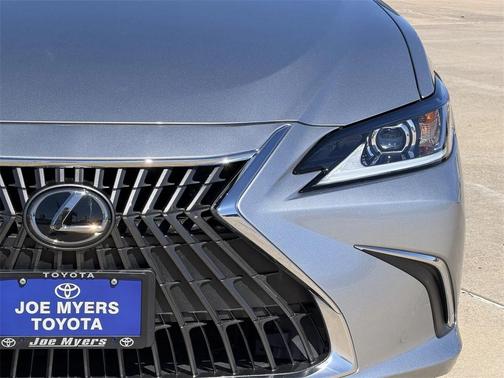 2024 Lexus ES 350 Base