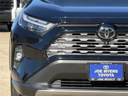 2022 Toyota RAV4 Limited