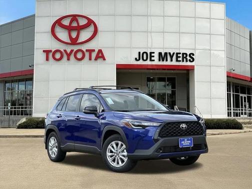 2025 Toyota Corolla Cross LE