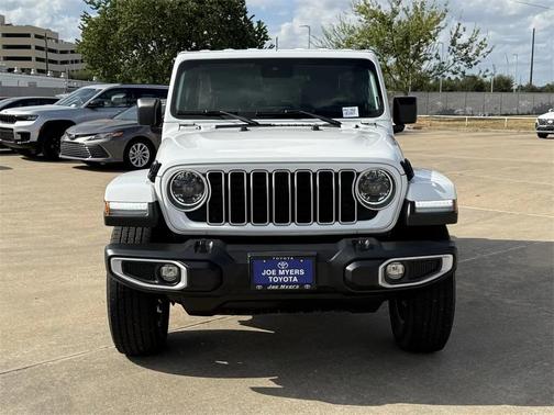 2024 Jeep Wrangler 4-Door Sahara 4x4