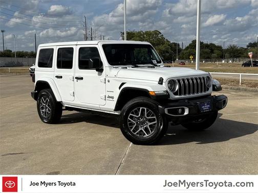 2024 Jeep Wrangler 4-Door Sahara 4x4