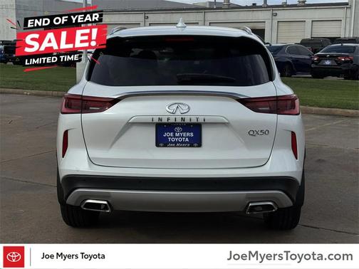 2023 INFINITI QX50 LUXE