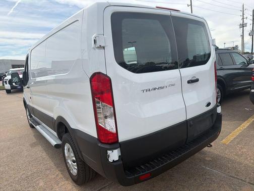 Oxford White 2025 Ford Transit-250 Base