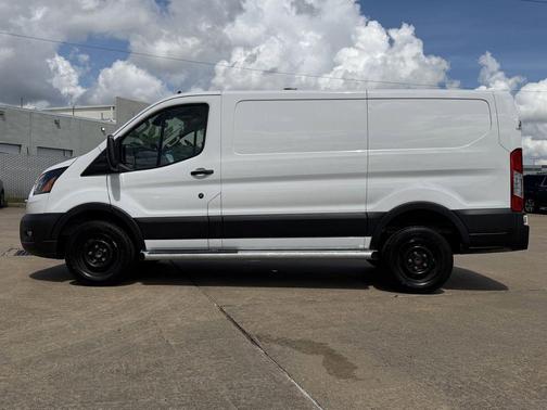 Oxford White 2025 Ford Transit-250 Base
