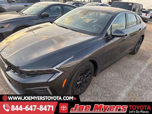 Interstellar Gray 2025 Kia K5 LXS