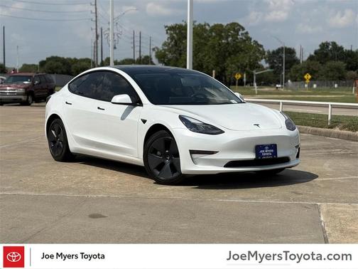 2023 Tesla Model 3 Standard Range