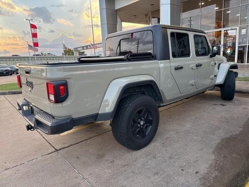 2020 Jeep Gladiator Sport S