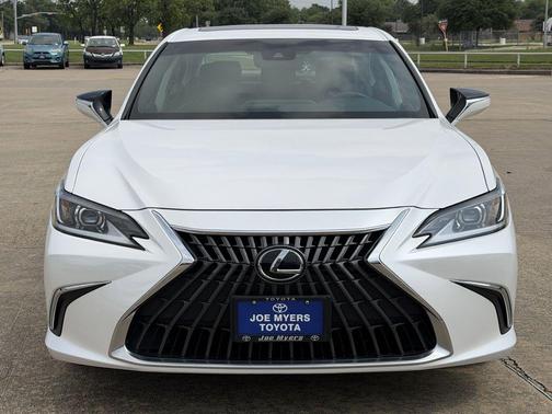 White Pearl 2024 Lexus ES 350 Base