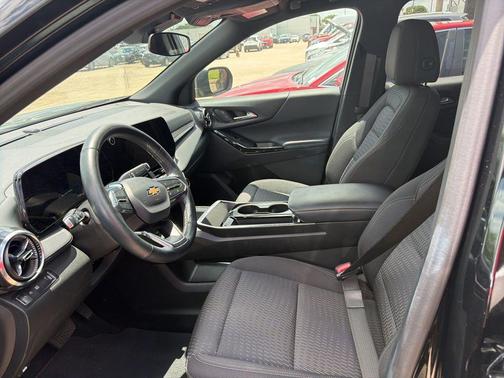 Mosaic Black Metallic 2025 Chevrolet Equinox 1LT