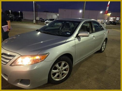 2011 Toyota Camry LE