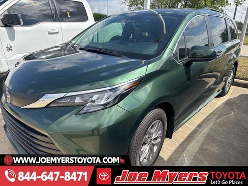 Cypress 2025 Toyota Sienna LE