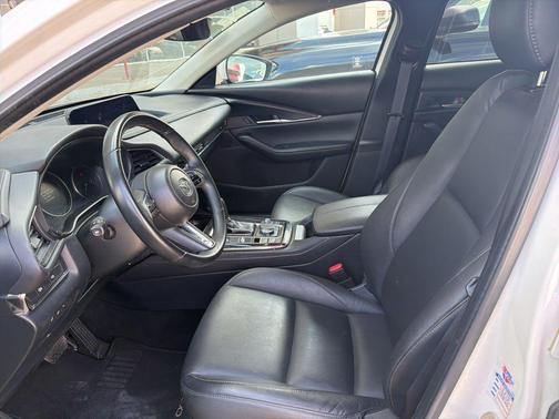 Snowflake White Pearl Mica 2025 Mazda CX-30 2.5 S Preferred Package