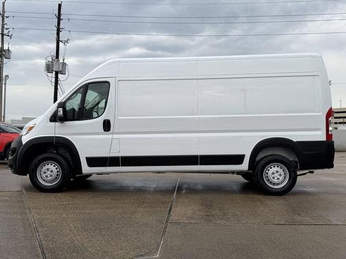 Bright White Clearcoat 2026 RAM ProMaster 2500 Tradesman