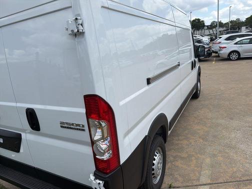 Bright White Clearcoat 2026 RAM ProMaster 2500 Tradesman