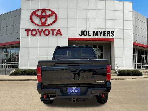 2025 Toyota Tacoma Hybrid Trailhunter