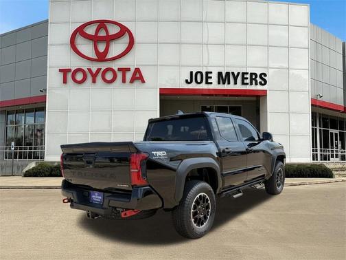 2025 Toyota Tacoma Hybrid Trailhunter