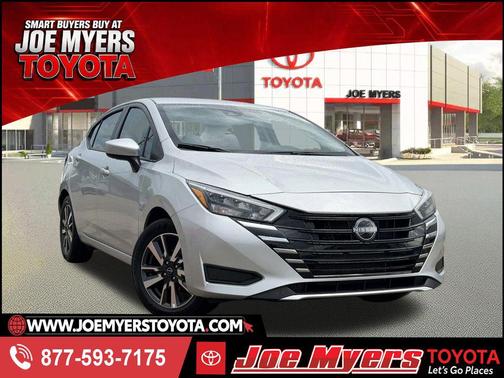Brilliant Silver Metallic 2025 Nissan Versa 1.6 SV