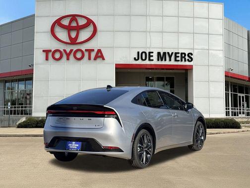 Cutting Edge 2026 Toyota Prius XLE