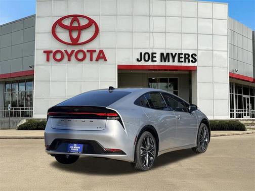 2026 Toyota Prius XLE