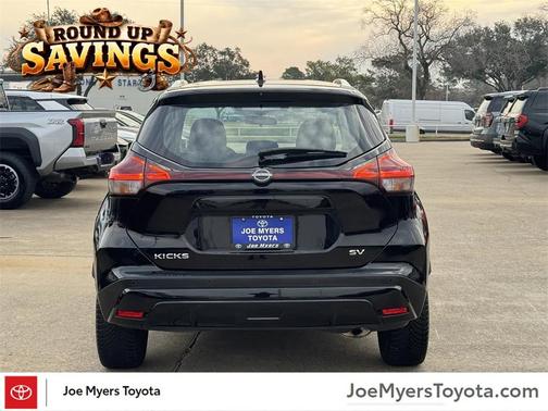 2024 Nissan Kicks SV