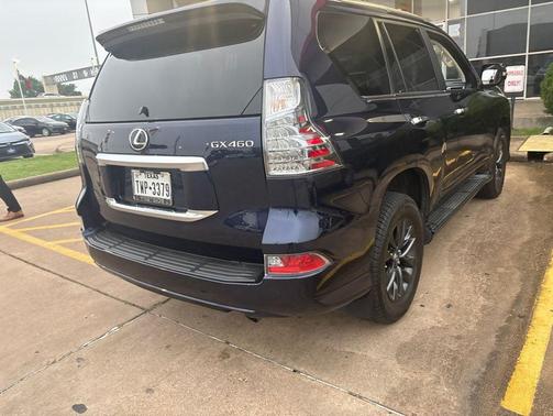 Mica 2023 Lexus GX 460 Premium