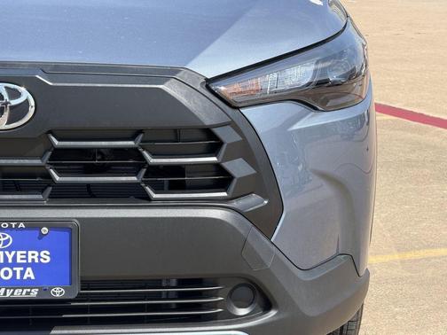 Celestite 2026 Toyota Corolla Cross L