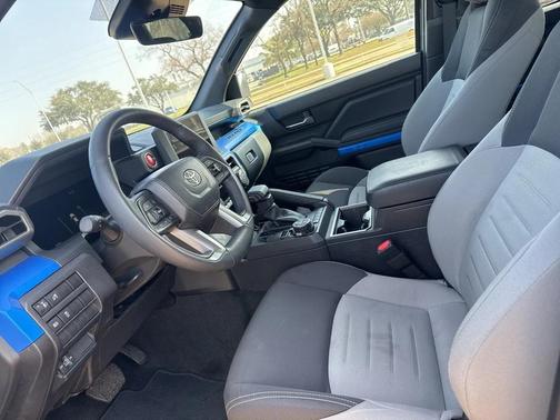 2025 Toyota Tacoma TRD Off-Road