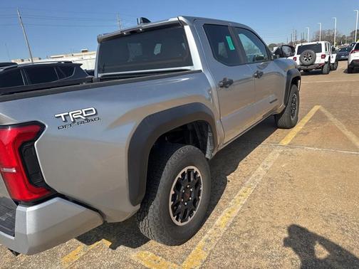2025 Toyota Tacoma TRD Off-Road