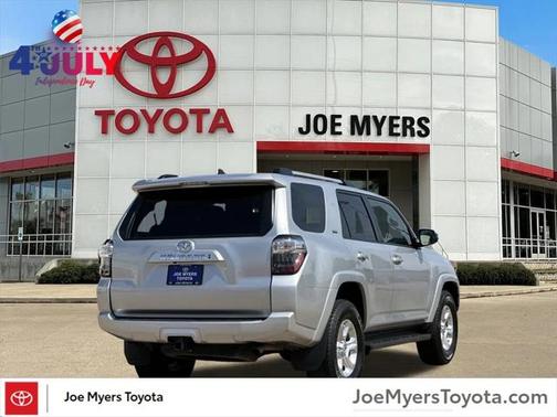 2024 Toyota 4Runner SR5