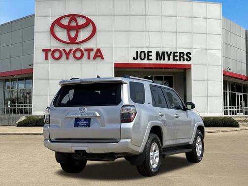2024 Toyota 4Runner SR5