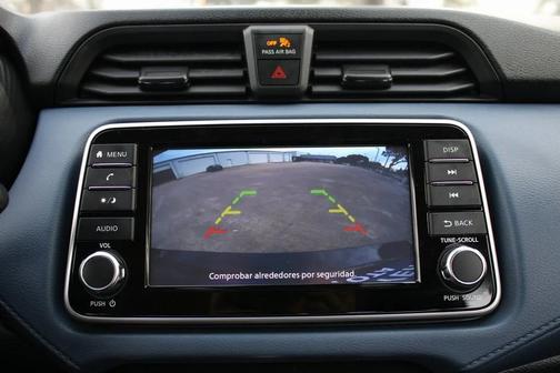 2023 Nissan Versa 1.6 SV