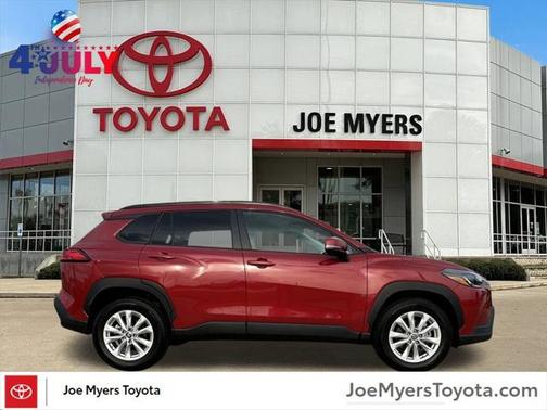 2024 Toyota Corolla Cross LE