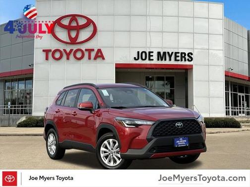 2024 Toyota Corolla Cross LE