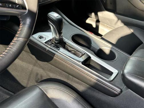 2020 Nissan Altima SR FWD