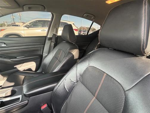 2020 Nissan Altima SR FWD