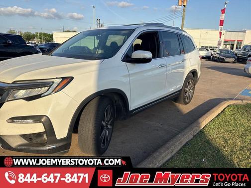 Platinum White Pearl 2021 Honda Pilot Touring 8-Passenger