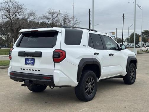 2025 Toyota 4Runner SR5