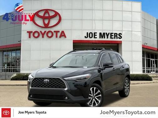 2025 Toyota Corolla Cross XLE