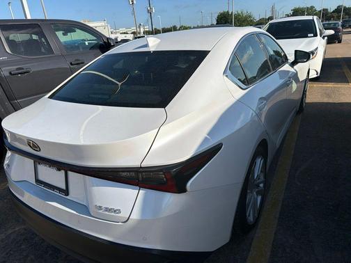 Eminent White Pearl 2023 Lexus IS 300 Base