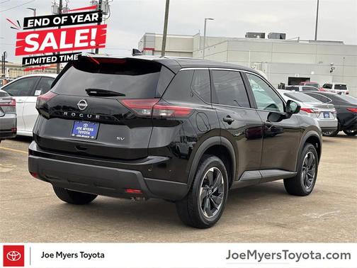 2024 Nissan Rogue SV