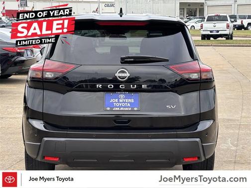 2024 Nissan Rogue SV