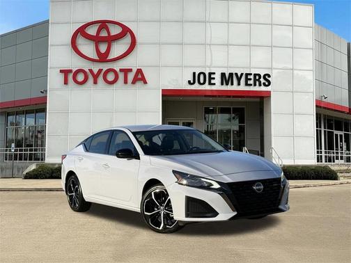 2025 Nissan Altima SR AWD