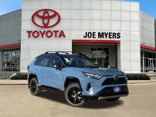 2025 Toyota RAV4 Hybrid SE